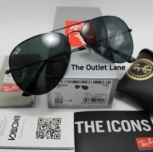 Model Display RayBan Classic Aviator All Black RB3025